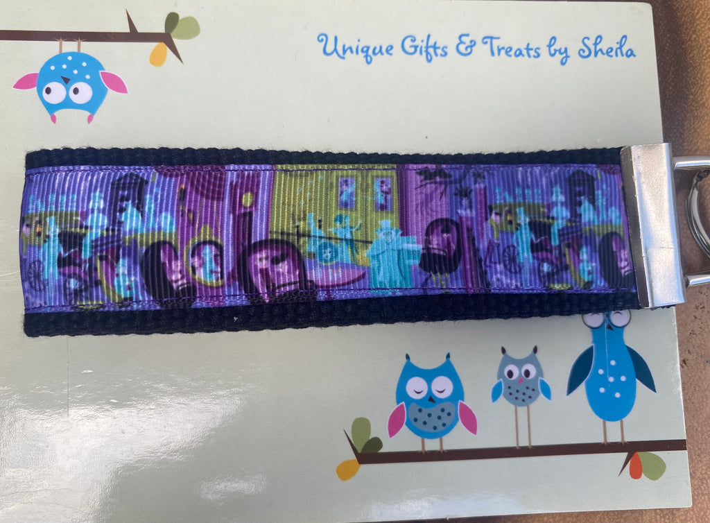 Haunted Mansion Ride Scenes Keychain;Keyfob
