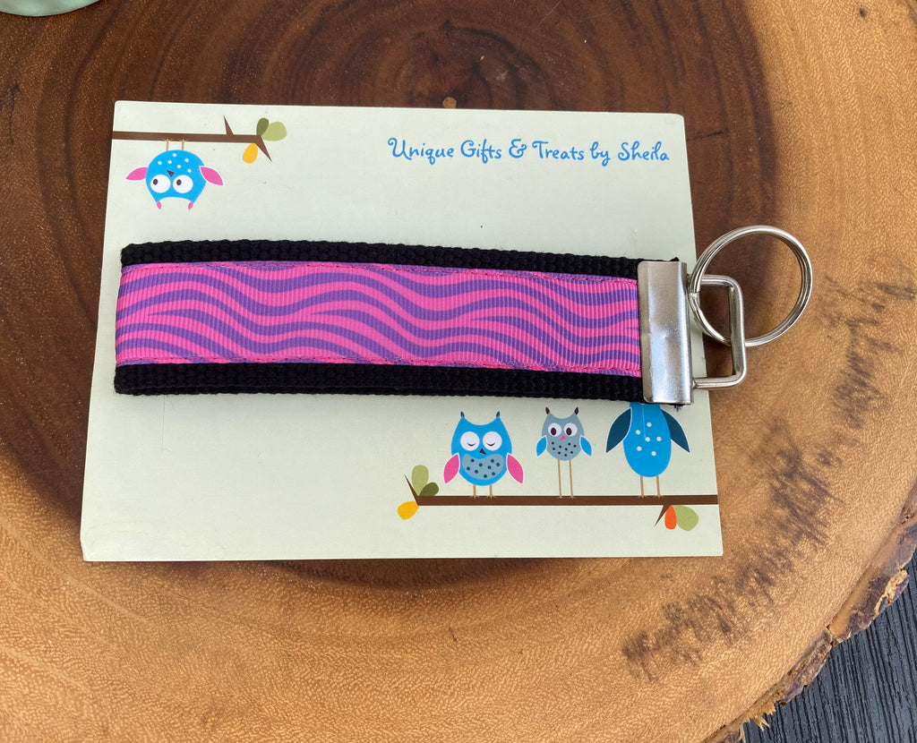 Cheshire Cat Keychain;Keyfob