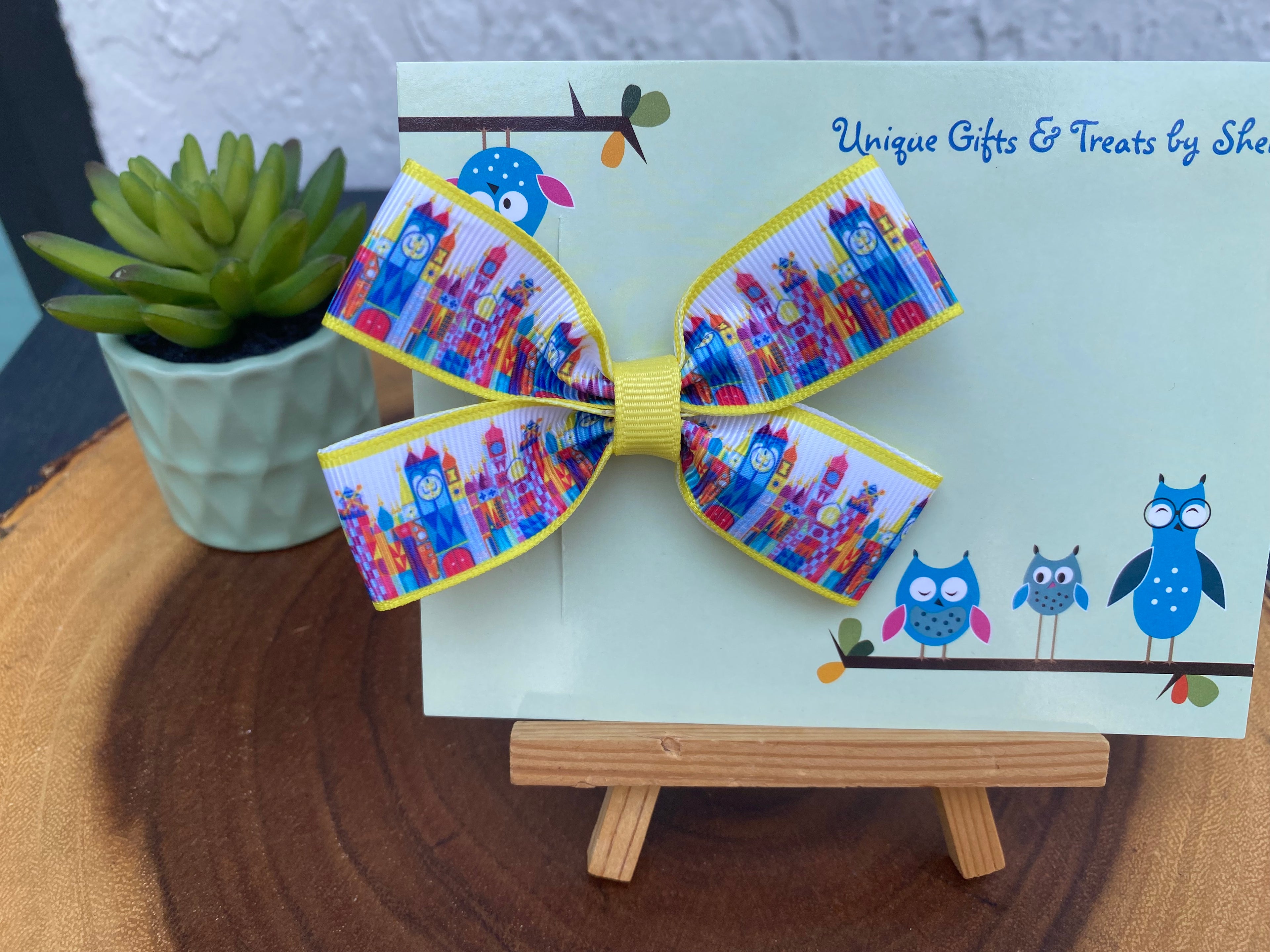 Small World Hairbow