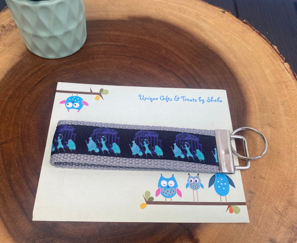 Haunted Mansion; Hitchhiking Ghosts Keychain; Keyfob