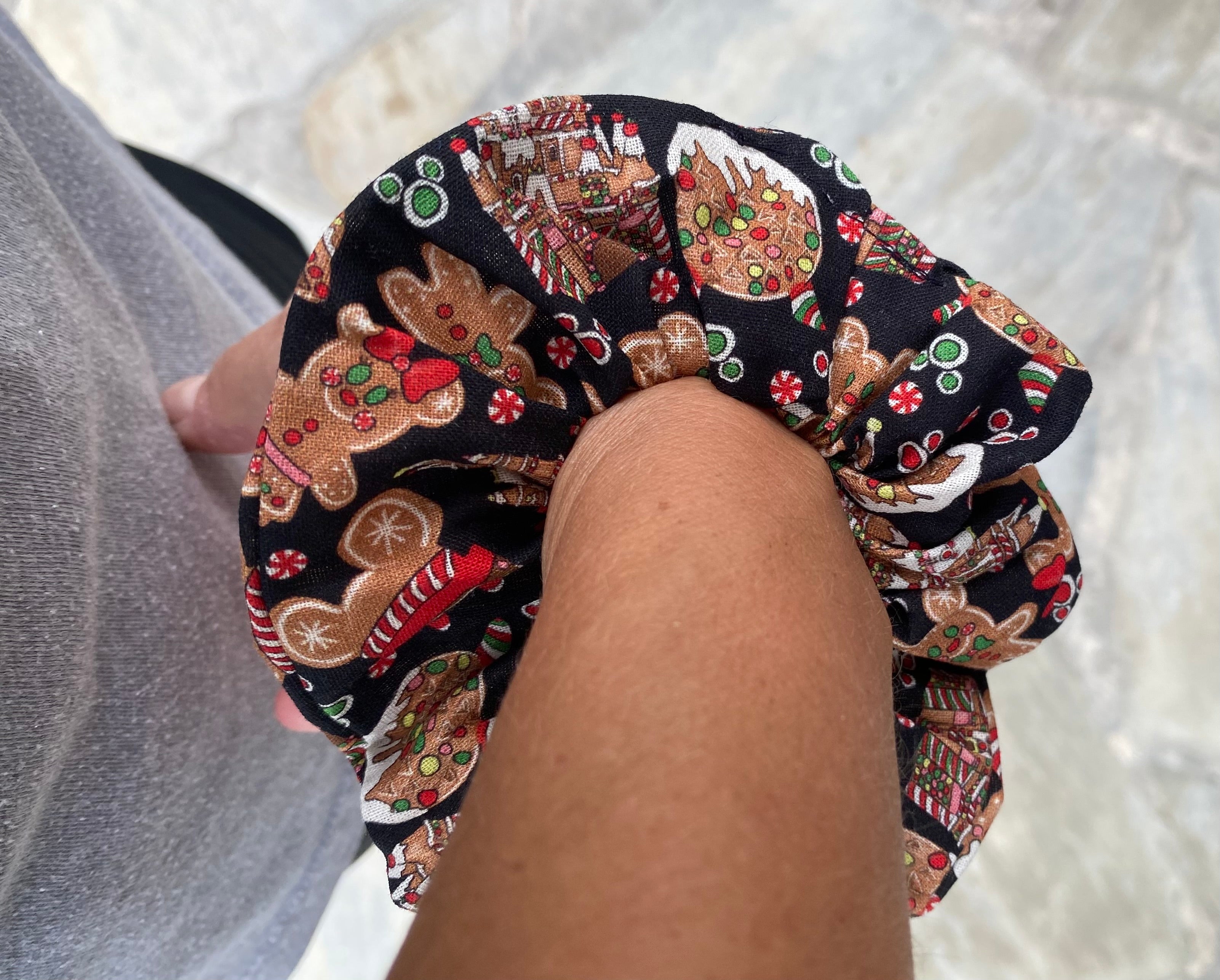 Disney Christmas; Gingerbread House Scrunchie
