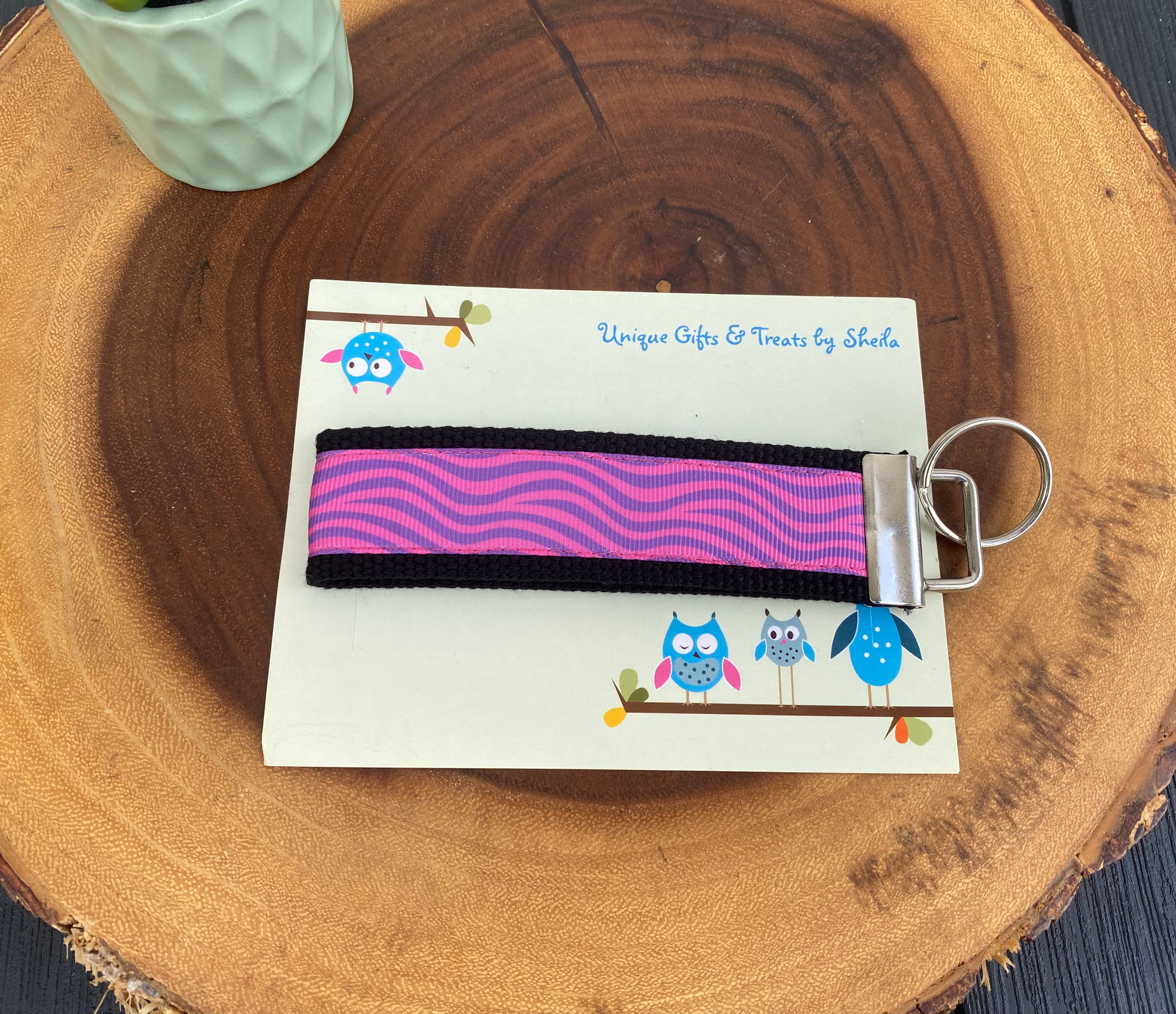 Cheshire Cat Keychain;Keyfob