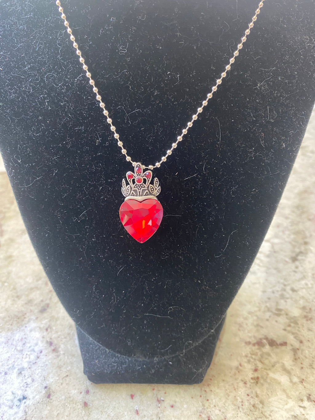 Descendants; Evie Inspired Necklace