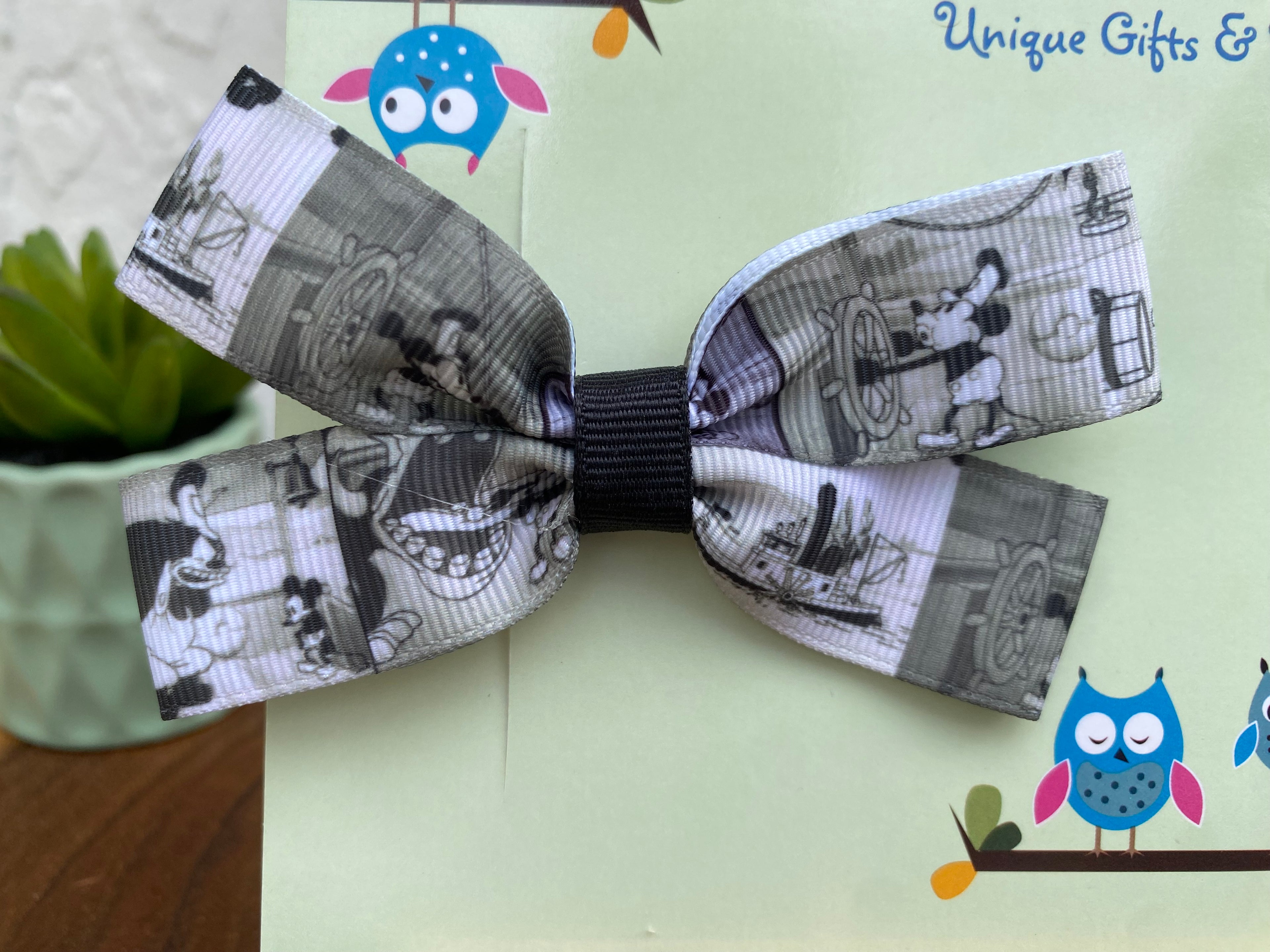 Steamboat Willie Hairbow