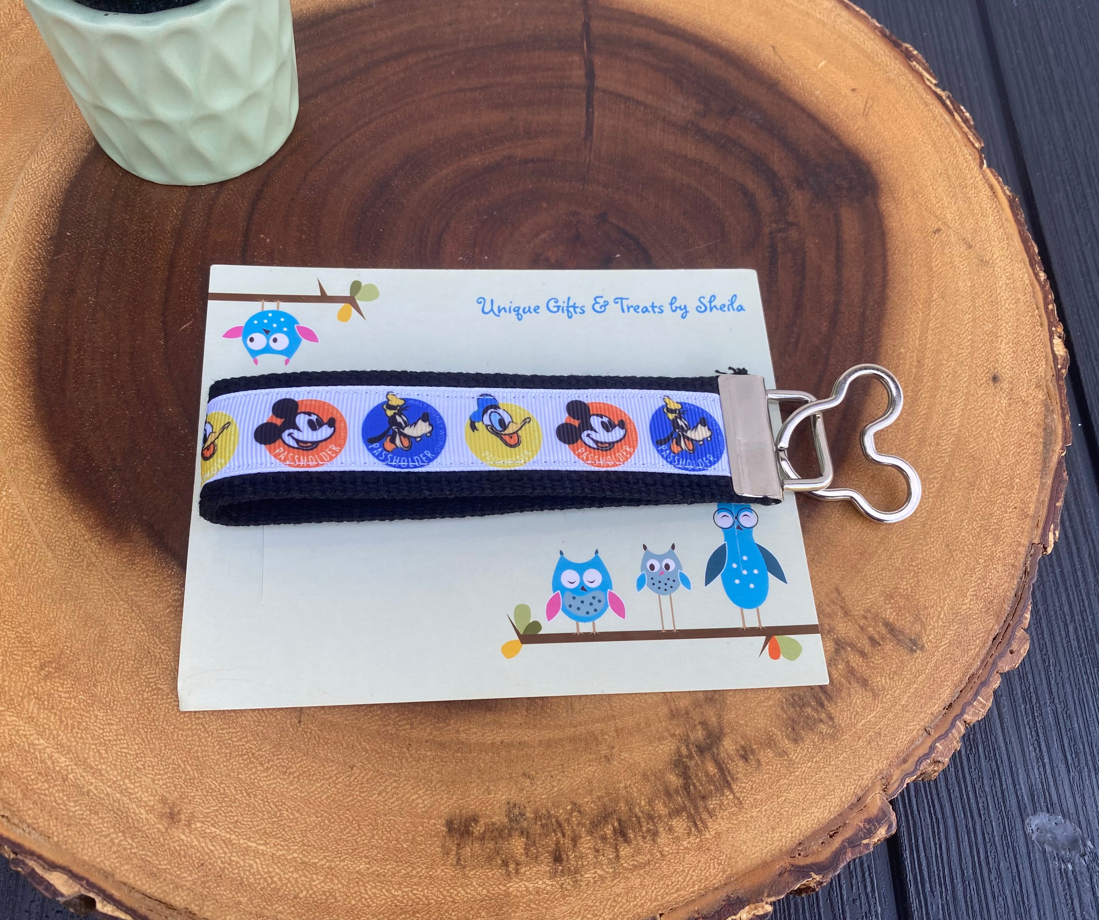 Disney Passholder Keychain;Keyfob