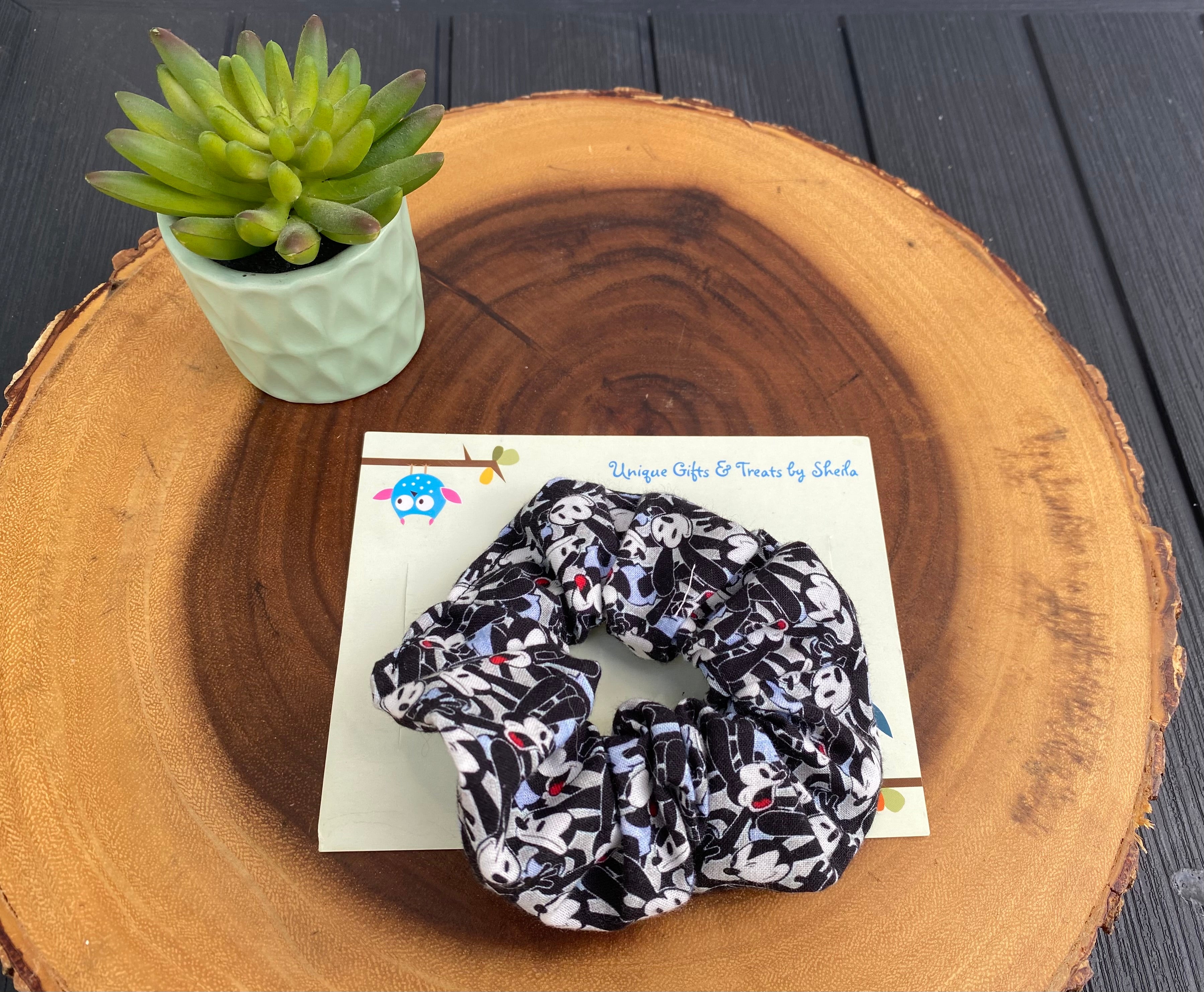 Disney Oswald Scrunchie