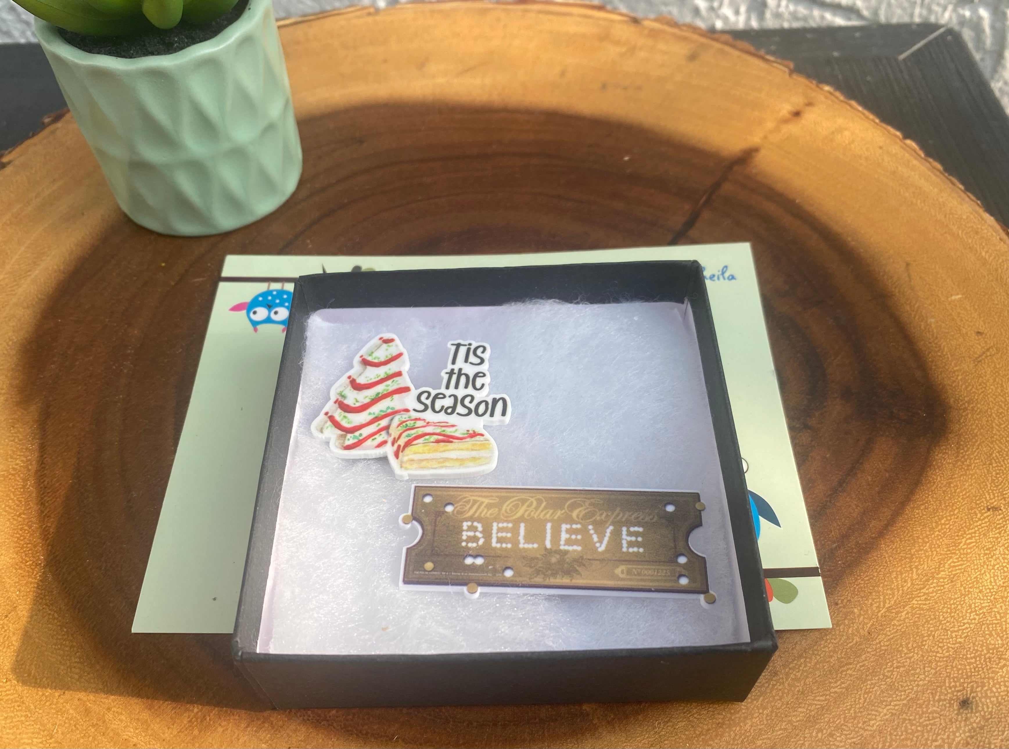 Christmas Magnets; Tis The Season; Believe Magnets