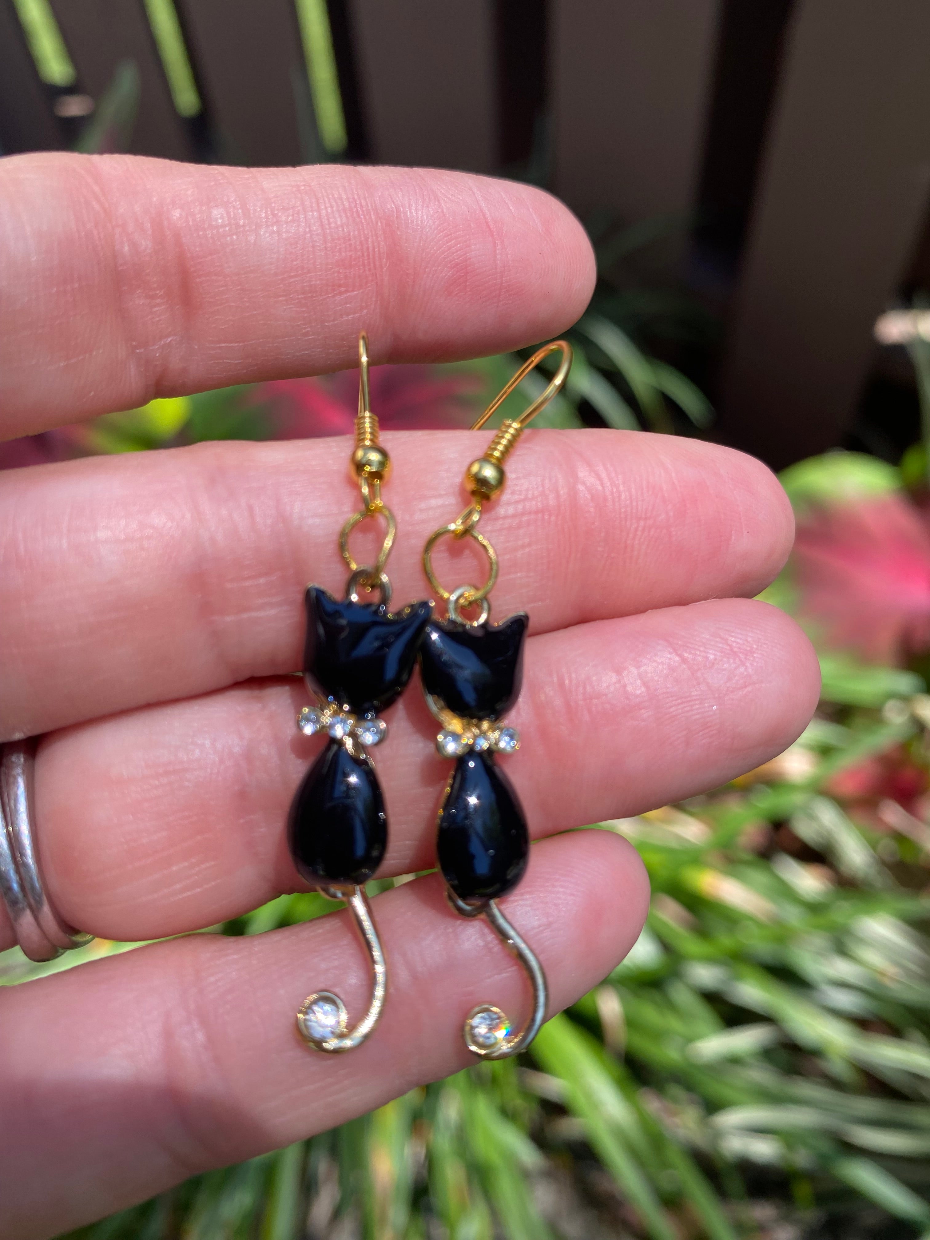 Retro Black Cat Earrings