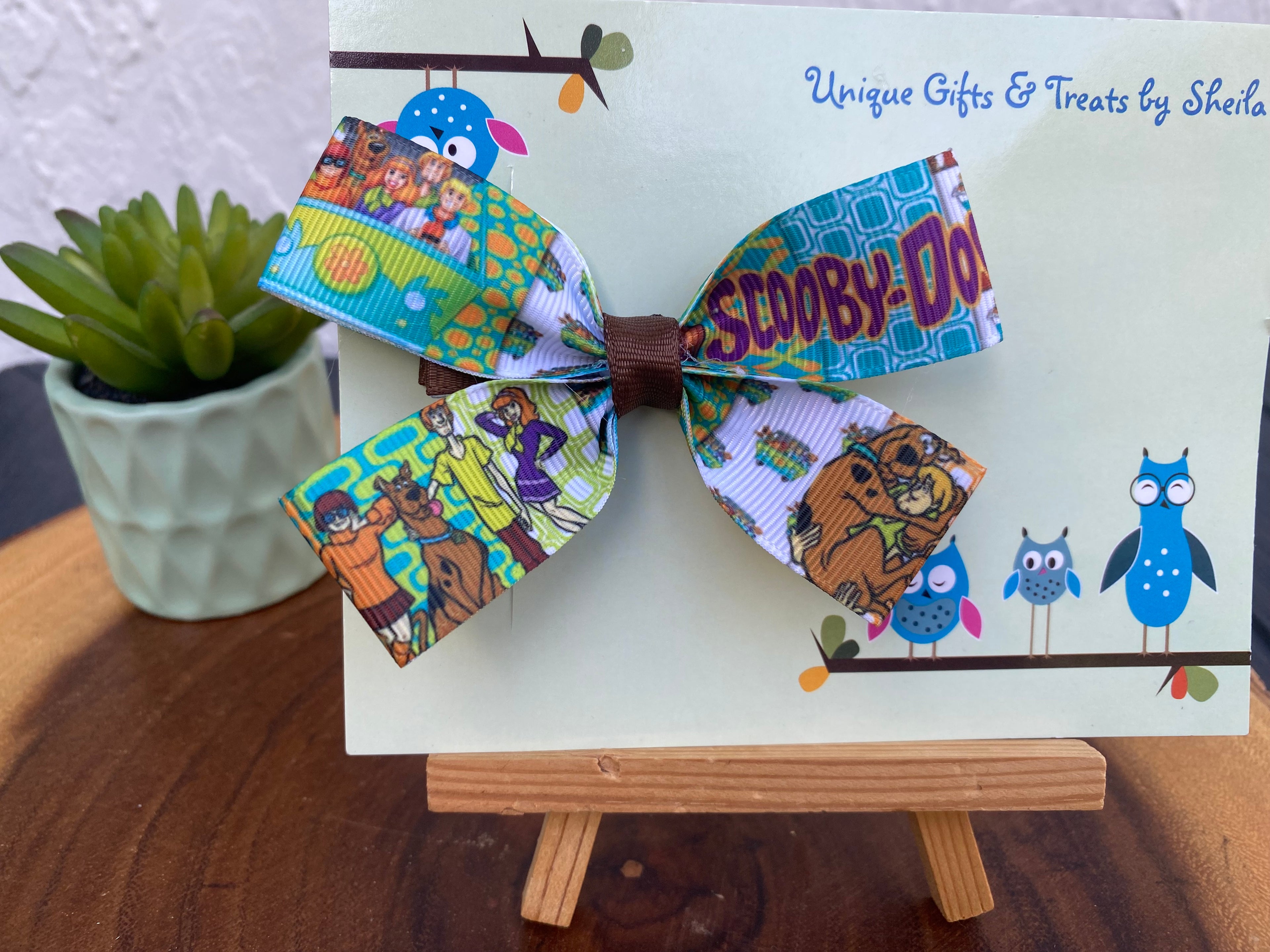 Hippie Dog and Gang Hairbow