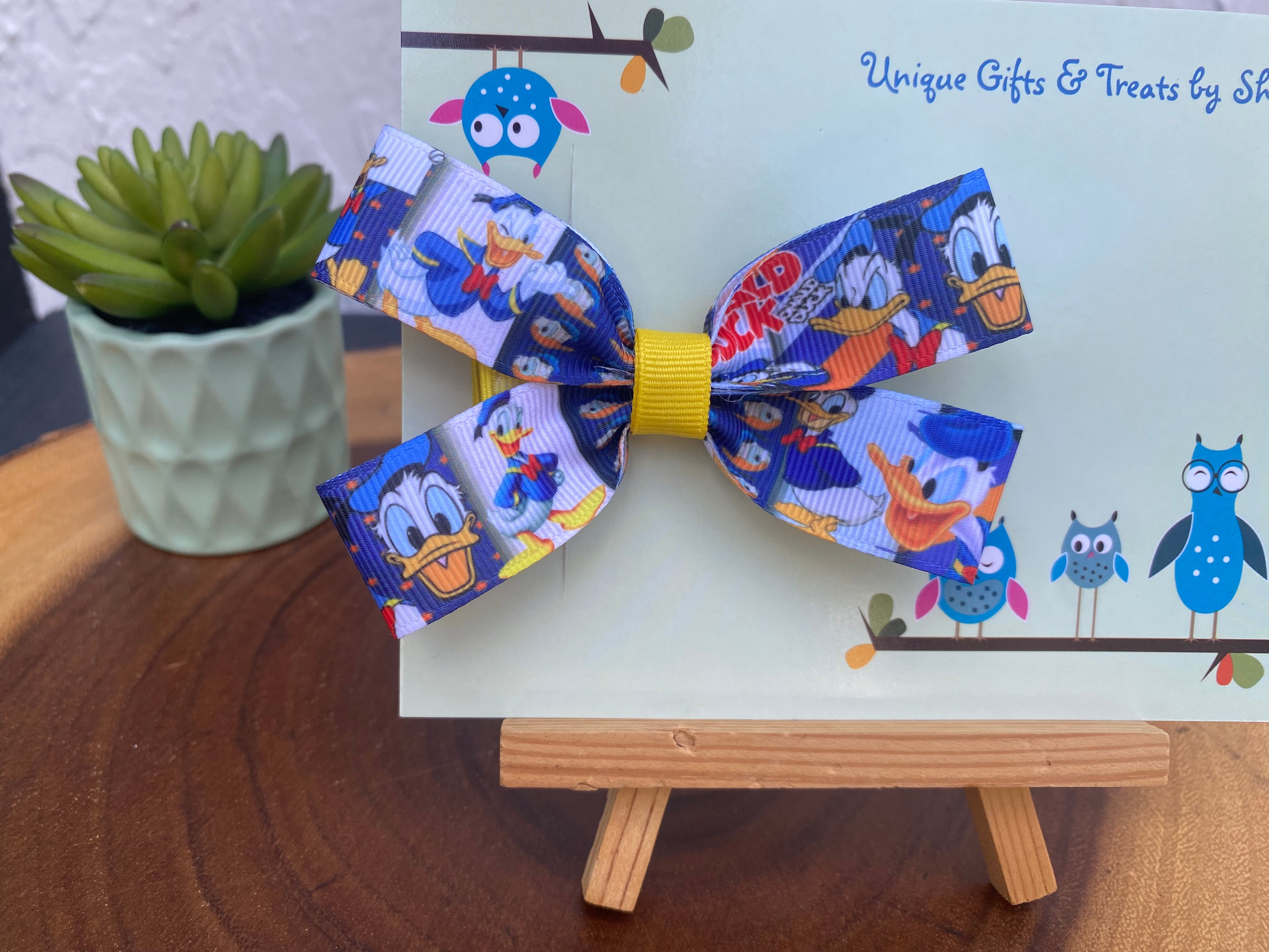 Donald Duck Hairbow
