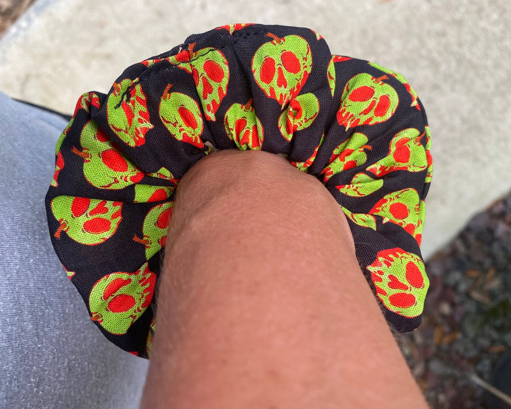 Evil Queen;Poison Apple Scrunchie