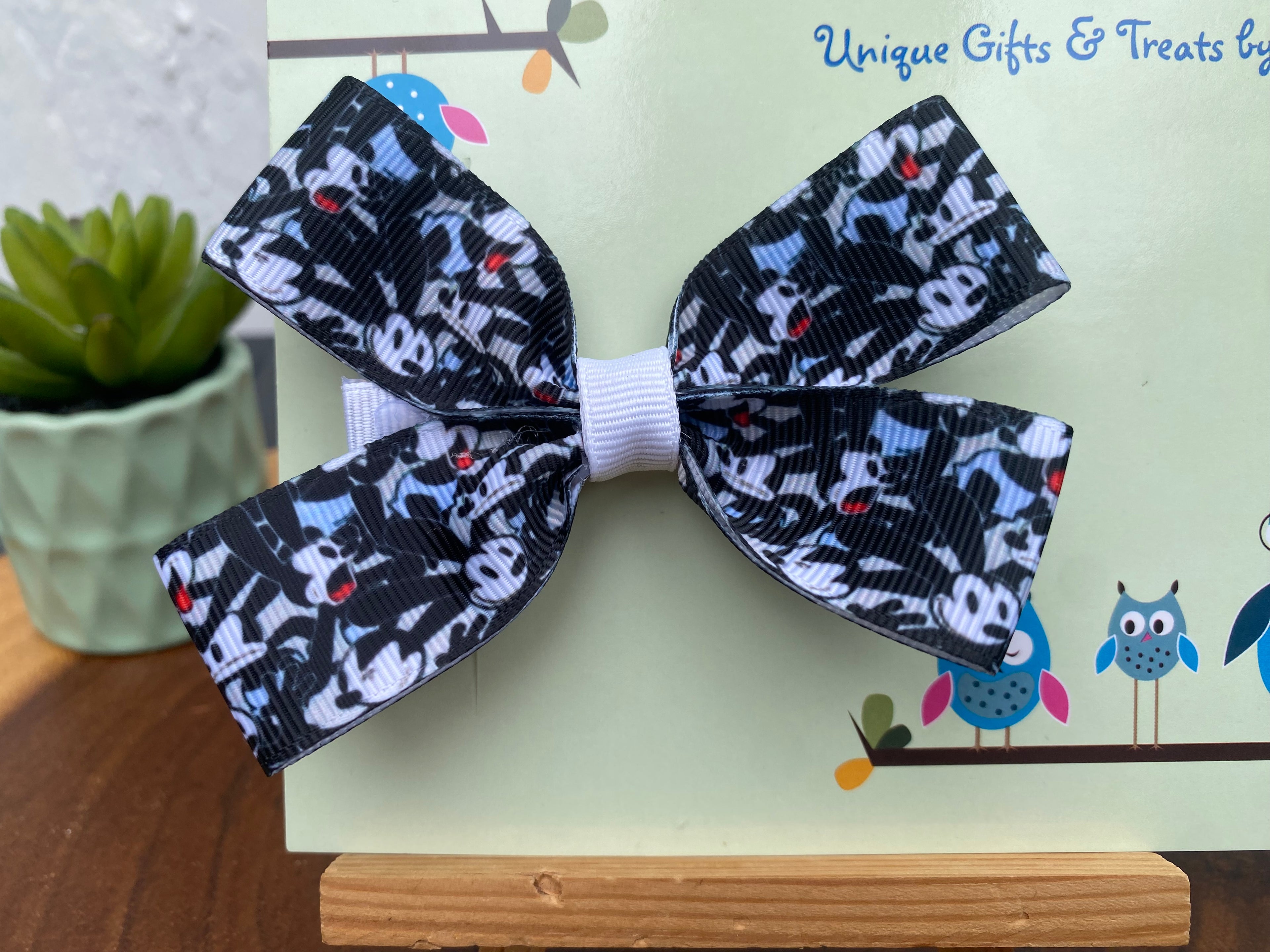 Disney Oswald Hairbow