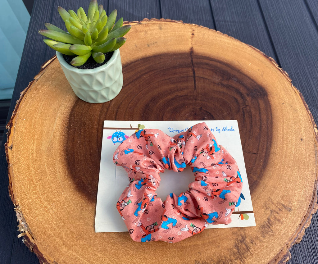 Goofy Scrunchie