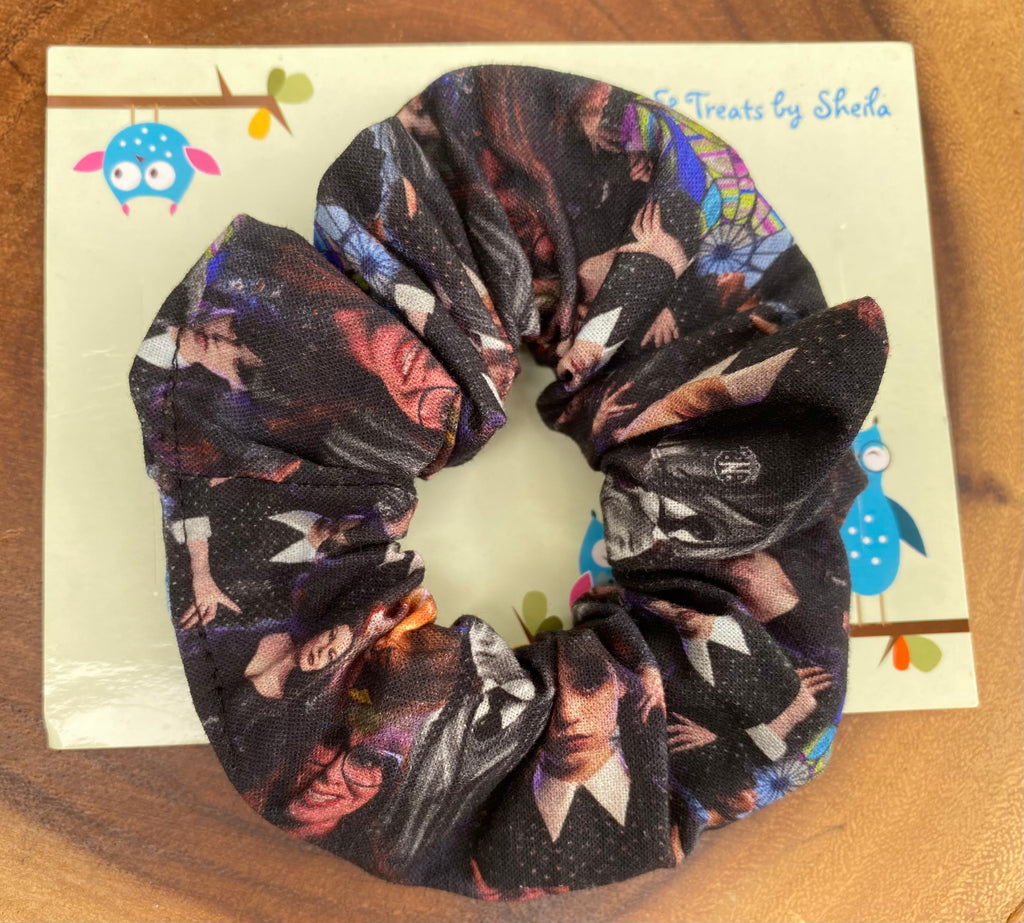 Wednesday Scrunchie