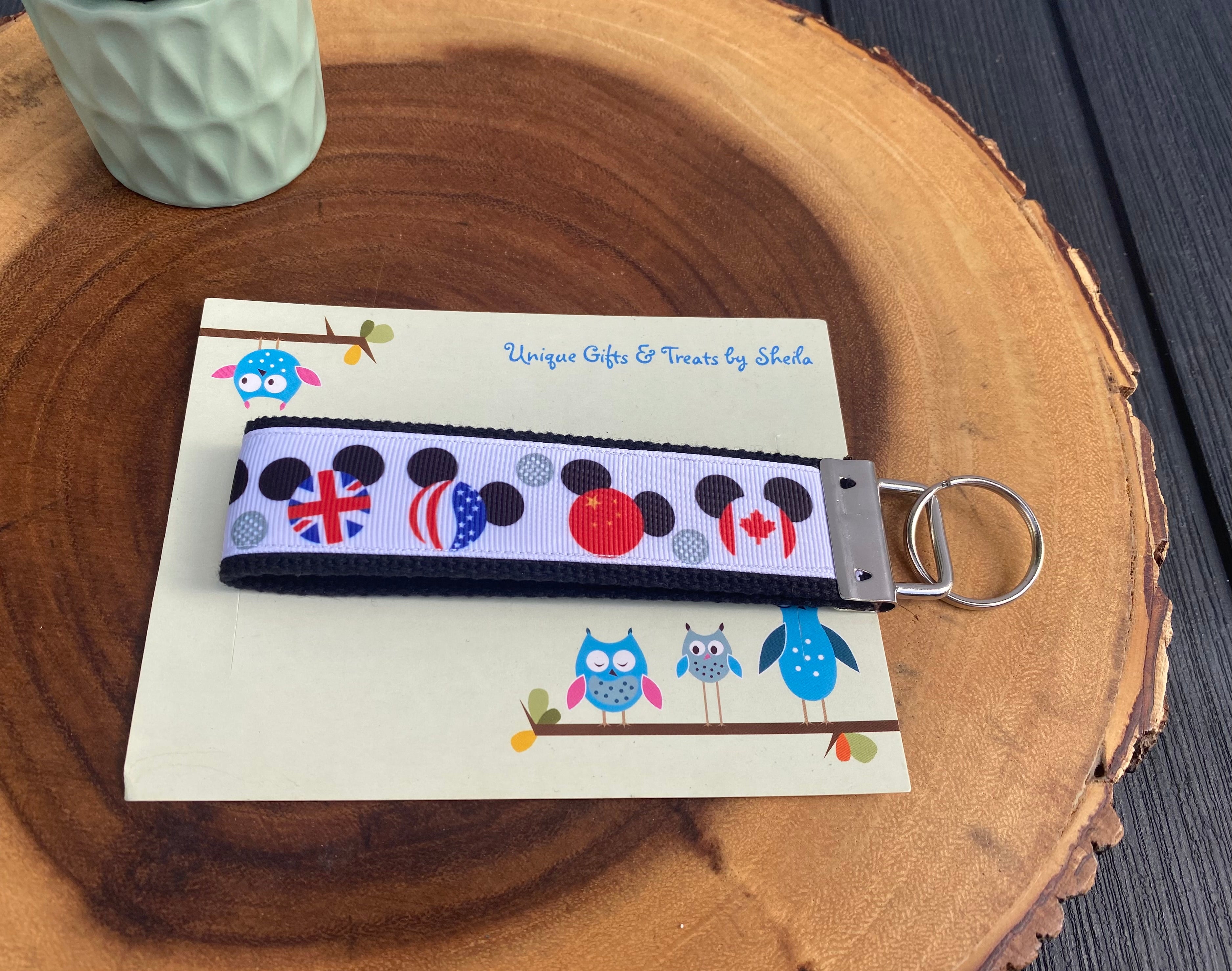 Epcot;World Showcase Keychain; Keyfob