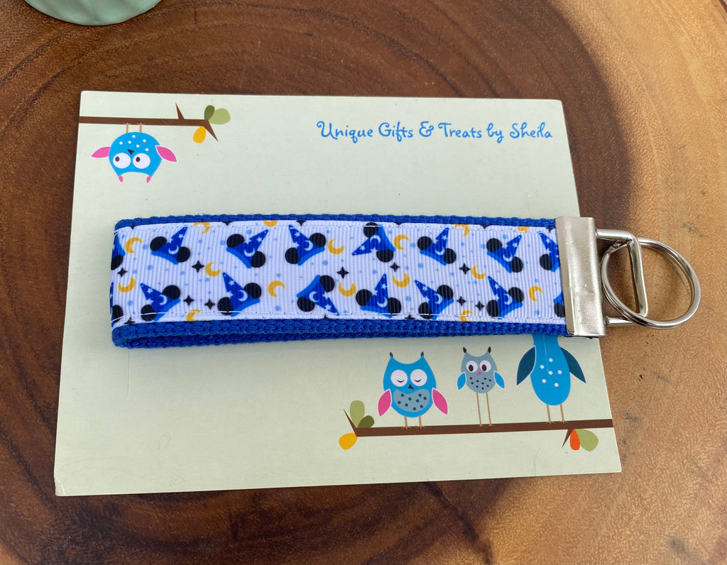 Fantasia; Sorcer Mickey Keychain; Keyfob