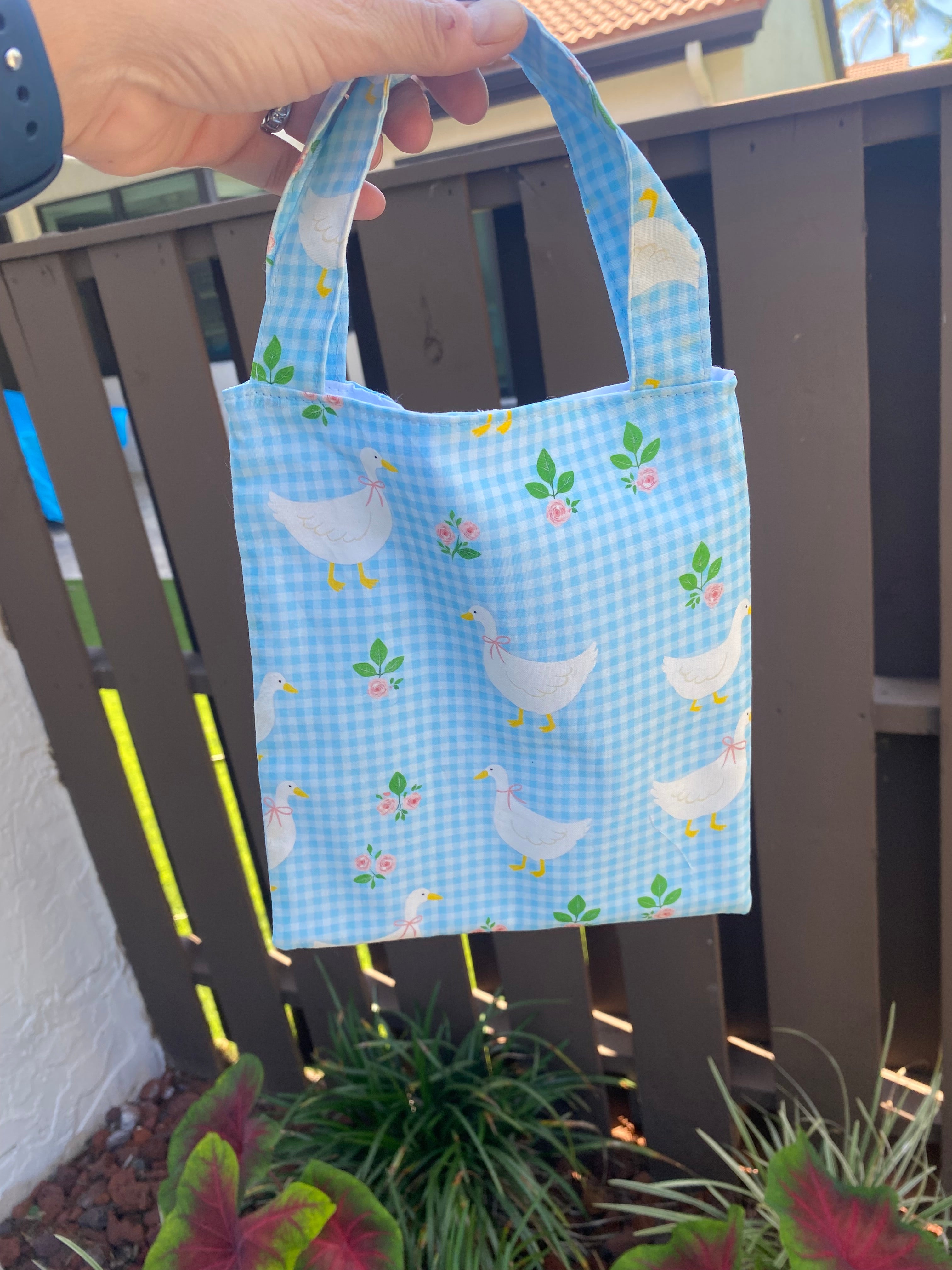 Country Geese Gift Bag; Tote