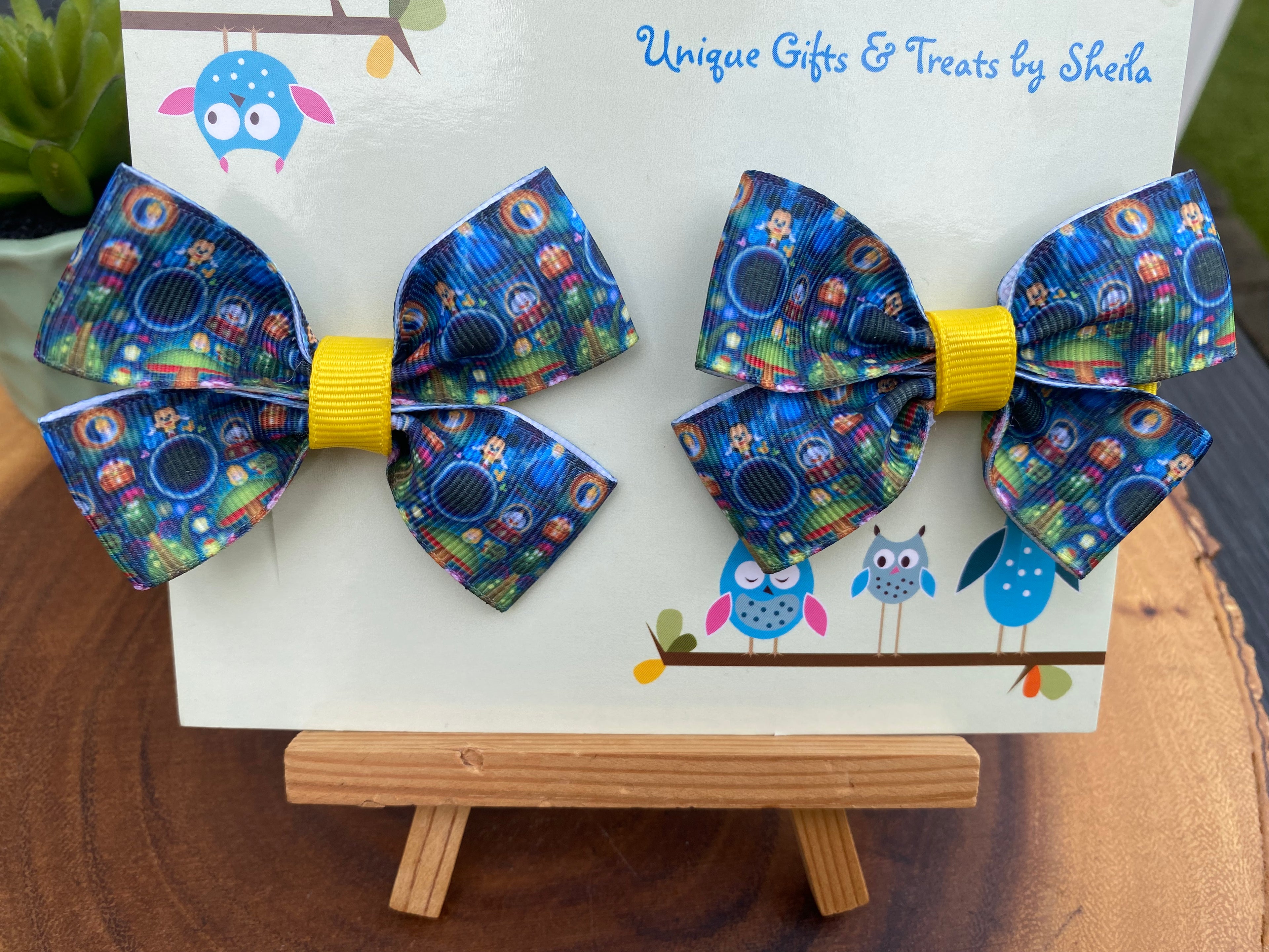 Disney Emoji Electrical Parade Hairbows